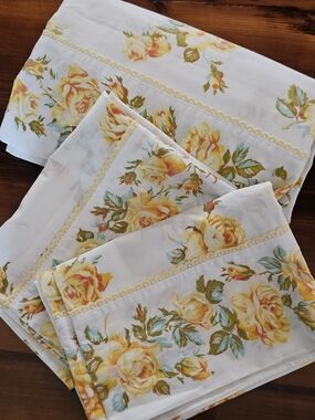 Vintage Like New Truprest Cabbage Rose Full Flat Sheet And 2 Cases